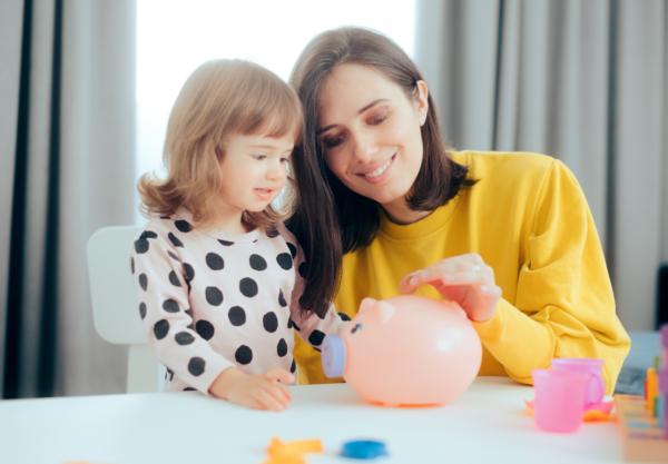 Descubra 12 Brinquedos e Jogos Incríveis para Ensinar seu Filho sobre Dinheiro a Partir de R$ 30!